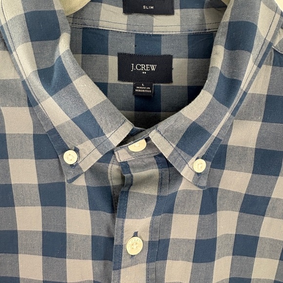 J. Crew Blue Checkered Men's button-down shirt - Picture 4 of 9
